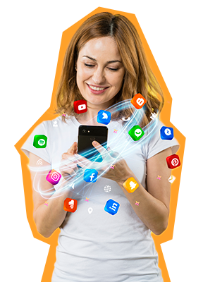 pessoa-com-celular-vendo-redes-sociais